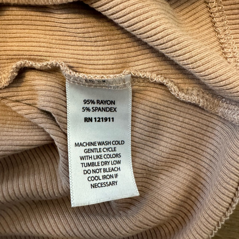 LNA Dylan Ribbed Tank XS - Picture 4 of 4